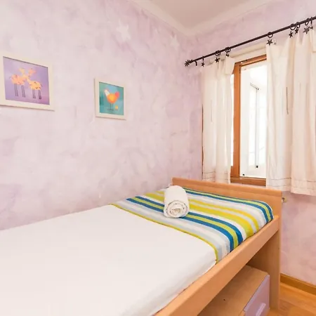 Yourhouse Ca Na Ferrera Lägenhet